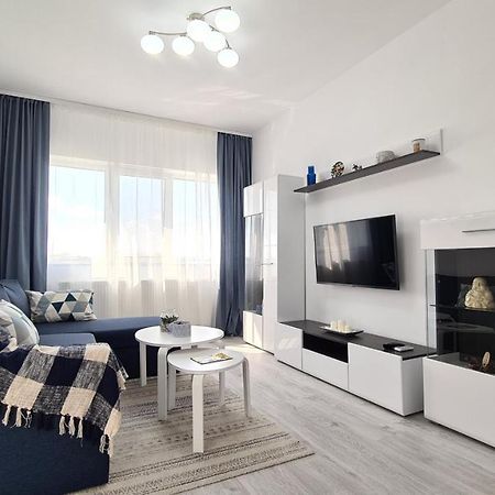 Bright Stylish Apartment In Pitesti Piteşti Exterior foto